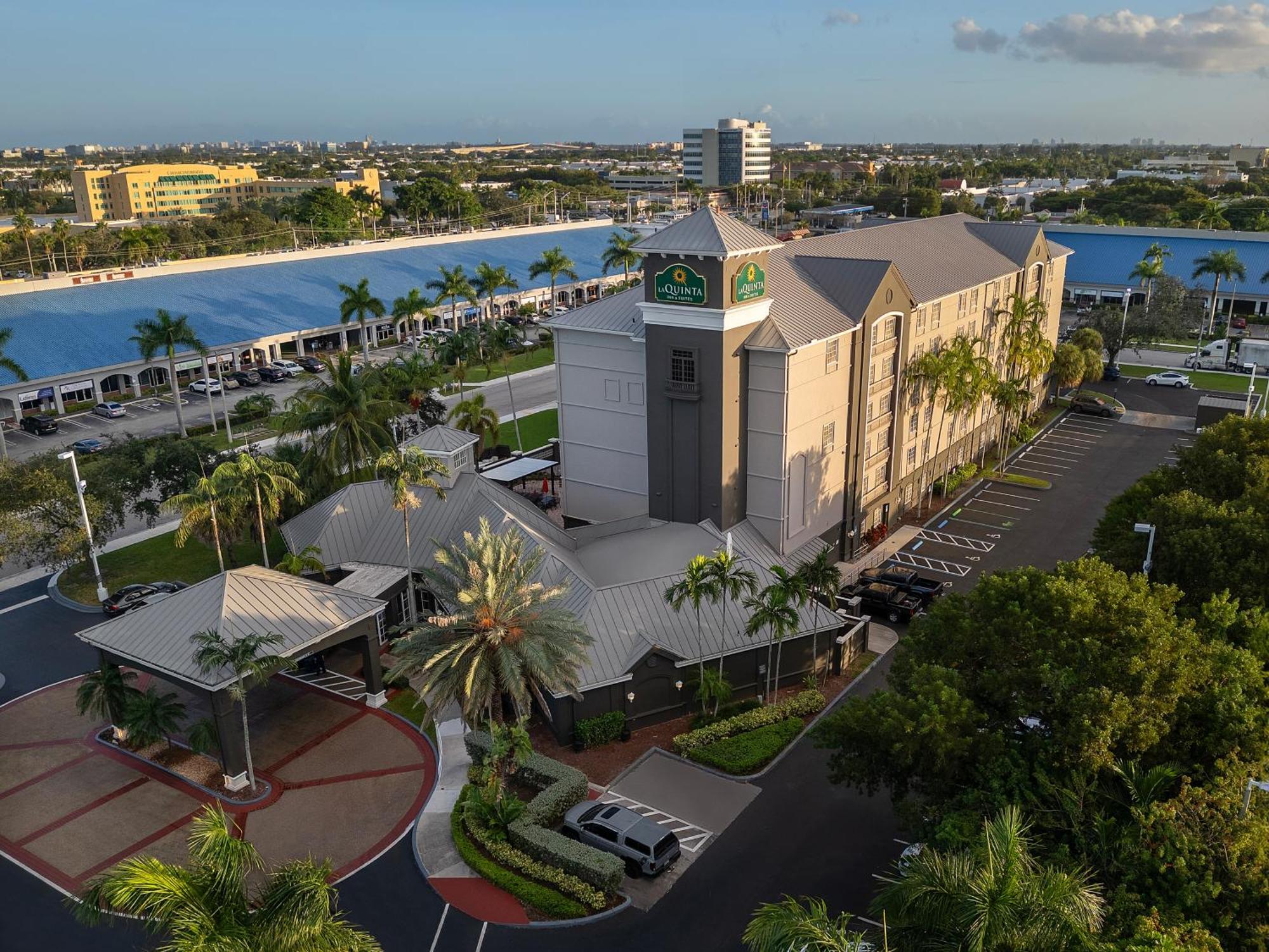 La Quinta By Wyndham Miami Airport West Otel Dış mekan fotoğraf